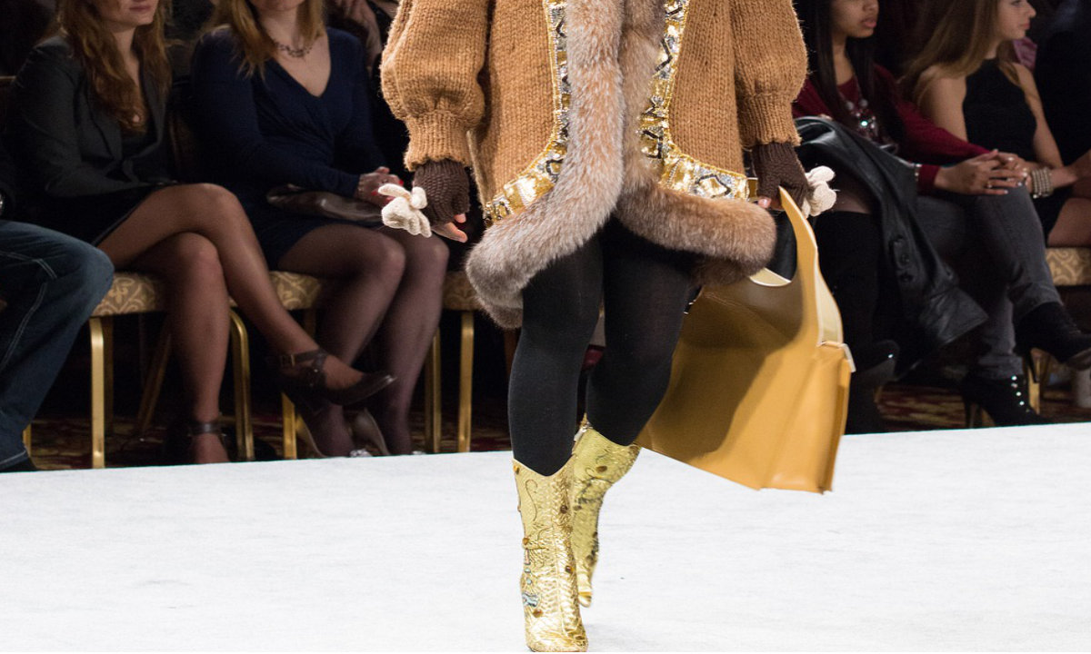 Bolsa de moda en pasarela